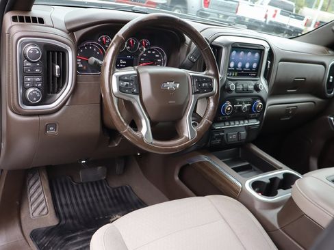 Used 2019 Chevrolet Silverado 1500 RST w/ All-Star Edition image 4
