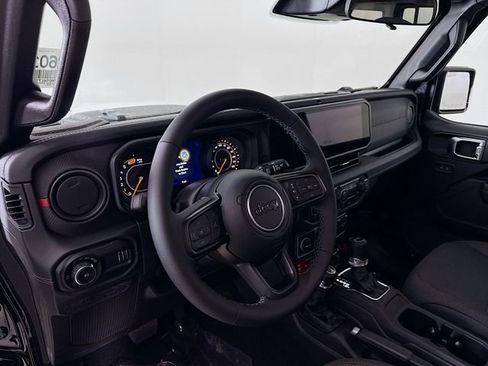 New 2026 Jeep Wrangler Unlimited Rubicon image 9