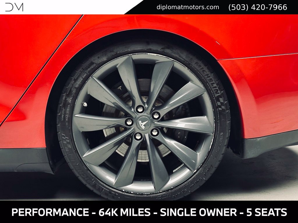 Used 2013 Tesla Model S Performance RWD image 37