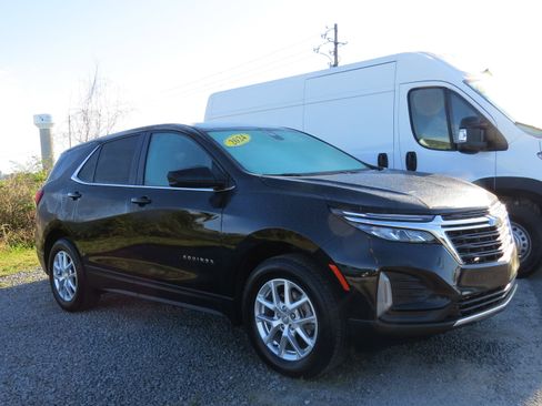 Used 2024 Chevrolet Equinox LT image 34