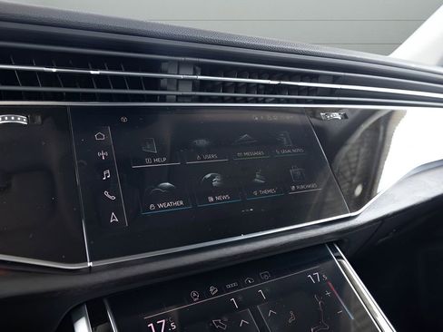 Used 2023 Audi Q8 Premium Plus AWD/4WD image 21