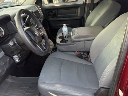 Used 2017 RAM 2500 Tradesman w/ Chrome Appearance Group AWD/4WD image 3