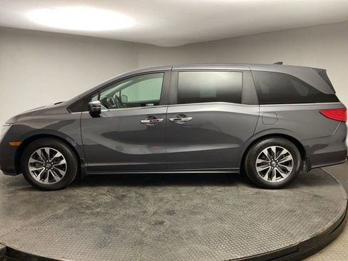 Certified 2024 Honda Odyssey EX-L image 4