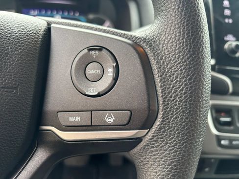 Used 2020 Honda Pilot EX image 11