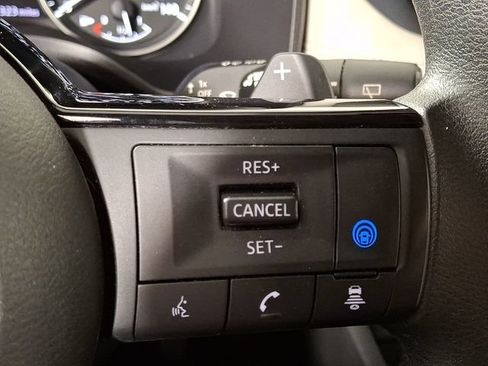 Used 2021 Nissan Rogue SV AWD/4WD image 21