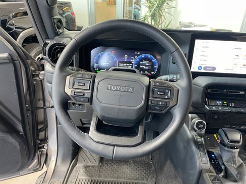 Used 2026 Toyota Land Cruiser w/ Premium Package AWD/4WD image 9