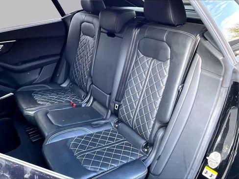 Used 2023 Audi SQ8 Prestige AWD/4WD image 20