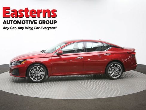 Used 2023 Nissan Altima 2.5 SL image 56