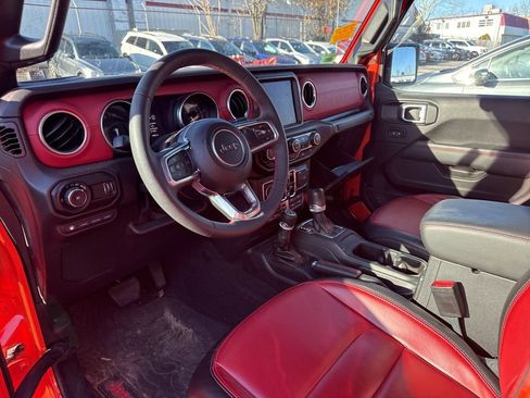 Used 2023 Jeep Wrangler Unlimited Rubicon 4xe image 6