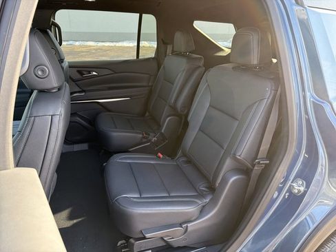 New 2026 Chevrolet Traverse LT image 25
