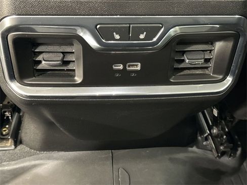 Used 2024 Chevrolet Silverado 1500 LTZ image 21