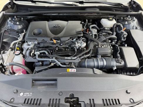 Used 2025 Toyota Camry XSE FWD image 31