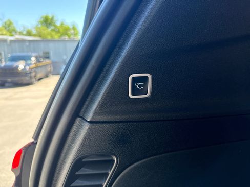 Used 2021 Chrysler Pacifica Pinnacle AWD/4WD image 20