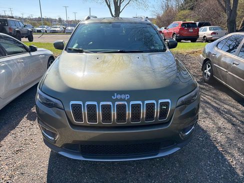 Used 2019 Jeep Cherokee Limited image 2
