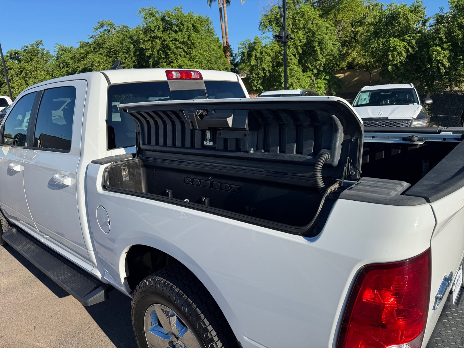 Used 2019 RAM 1500 Big Horn w/ Rambox Value Package AWD/4WD image 32