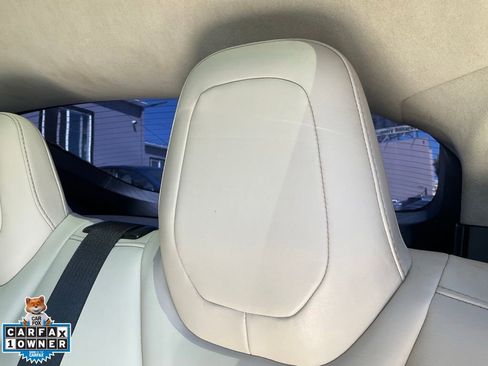 Used 2019 Tesla Model S Performance AWD/4WD image 31