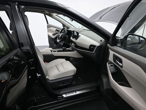 Used 2023 Nissan Rogue SL w/ SL Premium Package AWD/4WD image 13