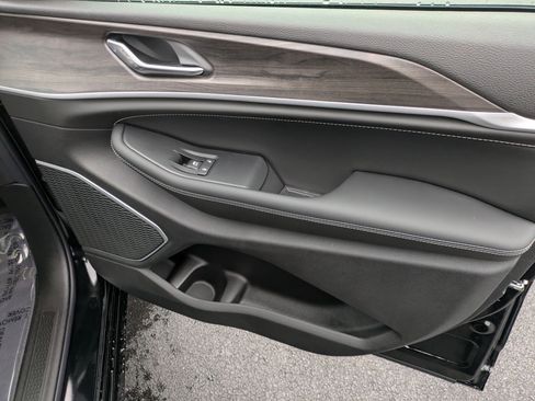 New 2026 Jeep Grand Cherokee Limited Reserve image 31