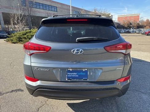 Used 2017 Hyundai Tucson SE image 18
