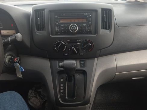 Used 2017 Nissan NV200 SV image 23