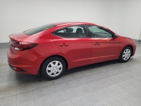 Used 2020 Hyundai Elantra SE w/ Cargo Package (C1) image 10