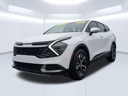 Used 2024 Kia Sportage EX image 9