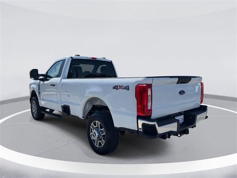 New 2025 Ford F350 XLT image 5