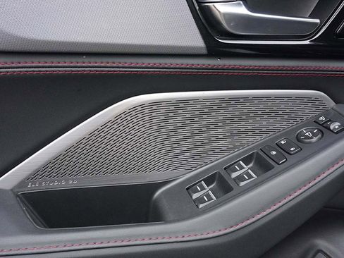 Used 2023 Acura MDX A-Spec image 34