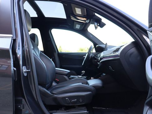 Used 2024 BMW X3 xDrive30i AWD/4WD image 19