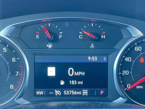 Used 2023 GMC Acadia SLT image 18