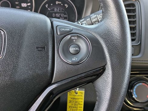 Used 2021 Honda HR-V Sport image 24
