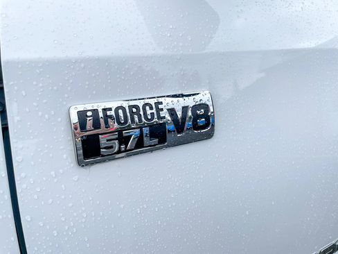 Used 2019 Toyota Tundra SR5 image 32