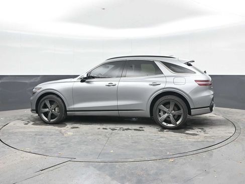 Used 2024 Genesis GV70 2.5T w/ Sport Prestige Package AWD/4WD image 3
