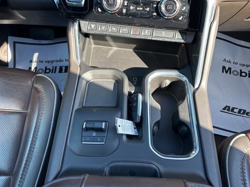 Used 2024 GMC Sierra 2500 Denali w/ Technology Package image 20