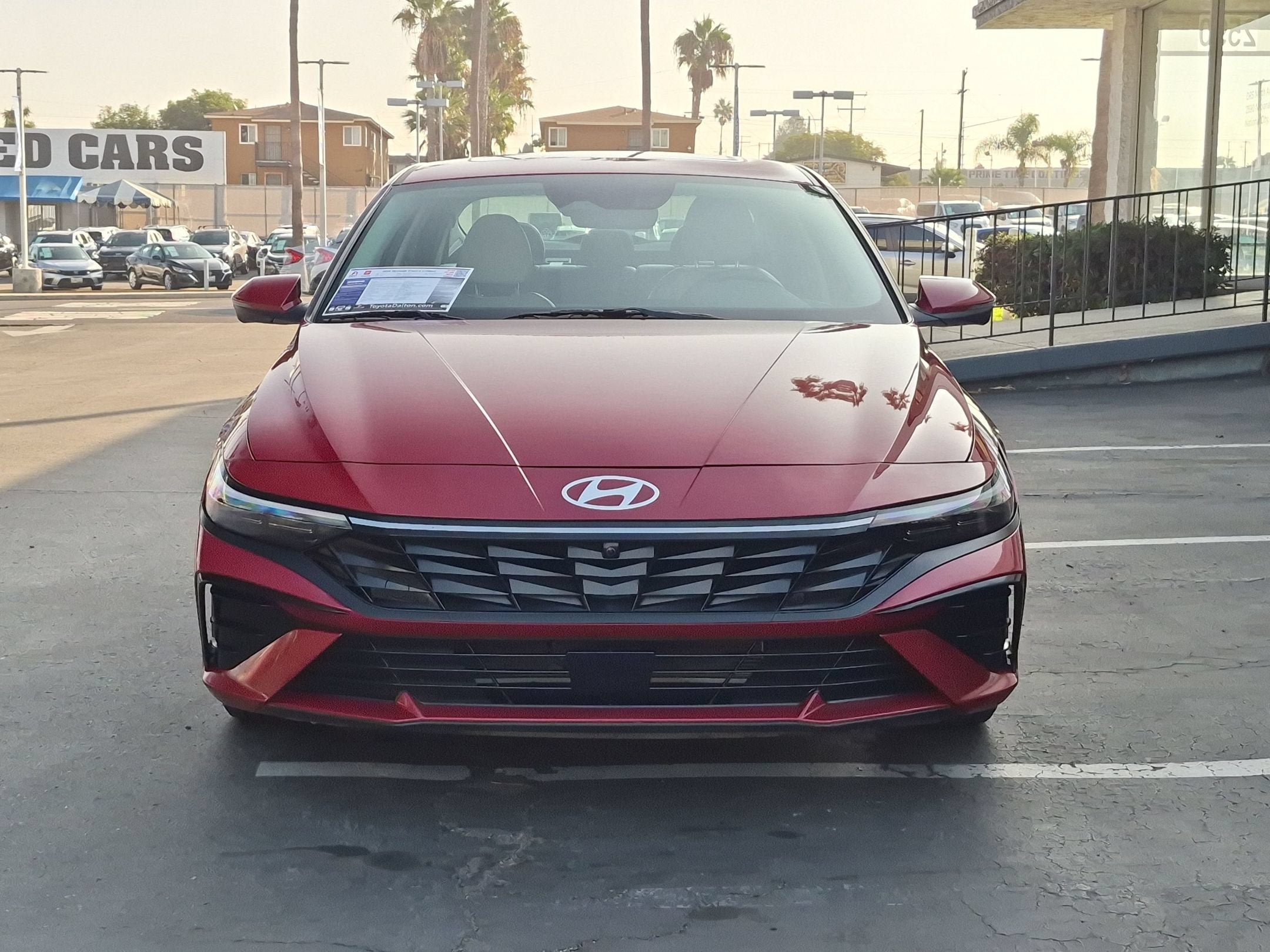 Used 2024 Hyundai Elantra Limited FWD image 3