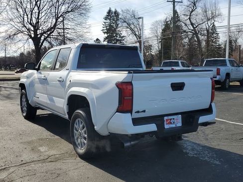 New 2026 Toyota Tacoma SR5 image 3