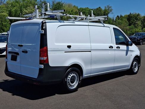 Used 2023 Mercedes-Benz Metris image 6
