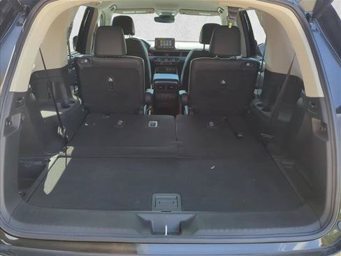 Used 2024 Honda Pilot EX-L image 8