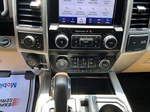 Used 2020 Ford F150 Lariat AWD/4WD image 18