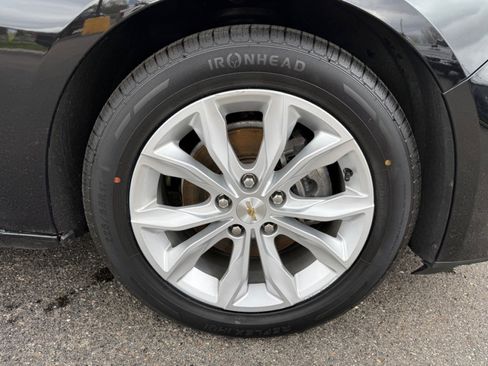 Used 2024 Chevrolet Malibu LT FWD image 35