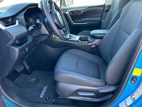 Certified 2020 Toyota RAV4 LE w/ Carpet Mat Package image 10