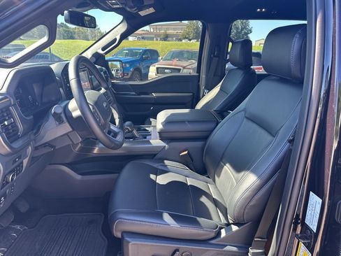 Used 2025 Ford F150 Lariat w/ Equipment Group 501A Mid image 16