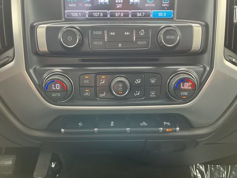 Used 2017 GMC Sierra 1500 SLE w/ SLE Value Package AWD/4WD image 22