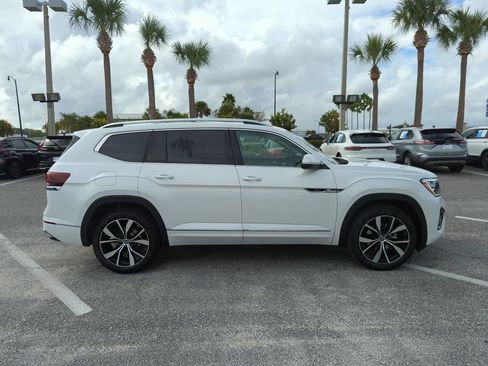 New 2026 Volkswagen Atlas SEL Premium R-Line AWD/4WD image 3
