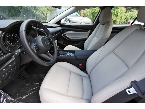New 2026 MAZDA MAZDA3 2.5 S Sedan w/ Preferred Pkg FWD image 10