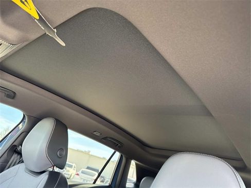 New 2026 Volkswagen Tiguan SE R-Line image 27