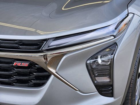 New 2026 Chevrolet Trax RS w/ Driver Confidence Package FWD image 10