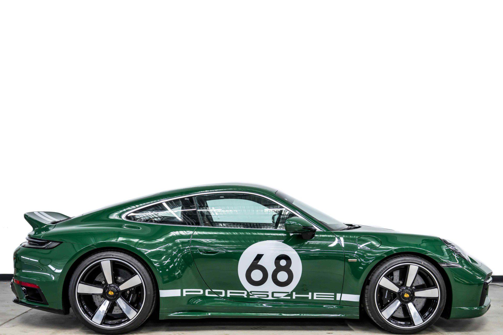 Used 2023 Porsche 911 Sport Classic RWD image 2