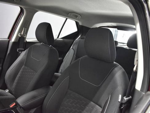 Used 2021 Nissan Kicks SV FWD image 16