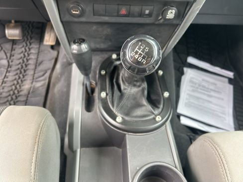 Used 2007 Jeep Wrangler X AWD/4WD image 18